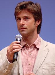 Росси Стюарт, Ким